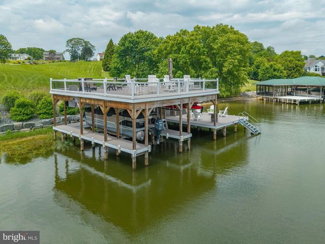 214 STONEWALL CT, Mineral, VA 23117
