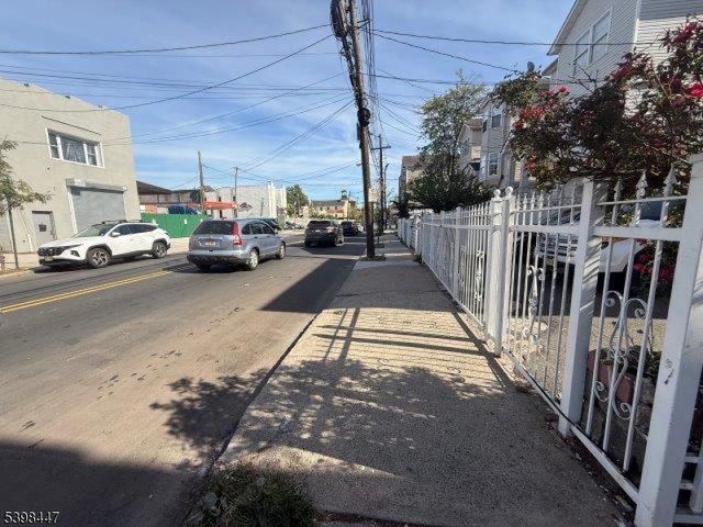 1014 E Grand St, Elizabeth City, NJ 07201