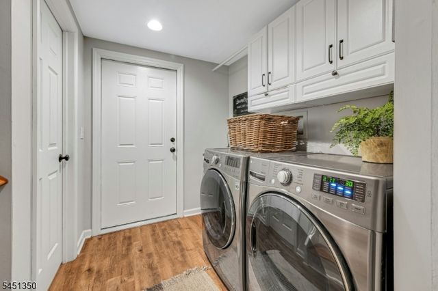 112 E Valley Brook Rd, Washington Twp., NJ 07853