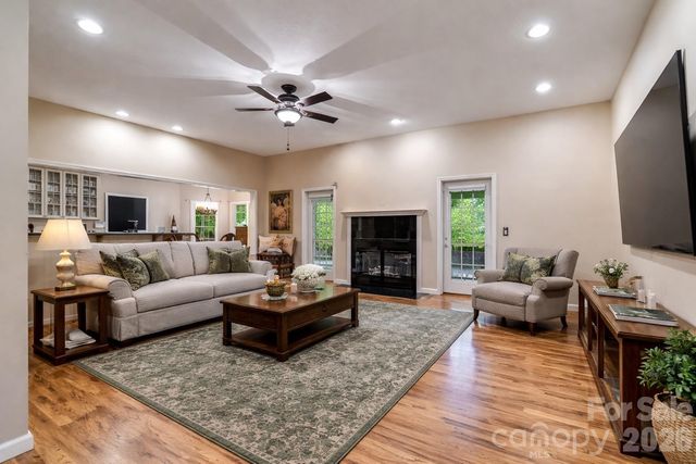 1838 Coman Road, Franklin, NC 28734