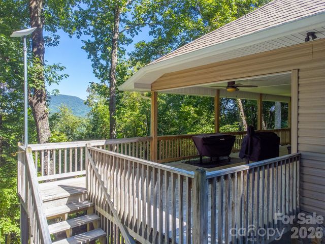 1838 Coman Road, Franklin, NC 28734