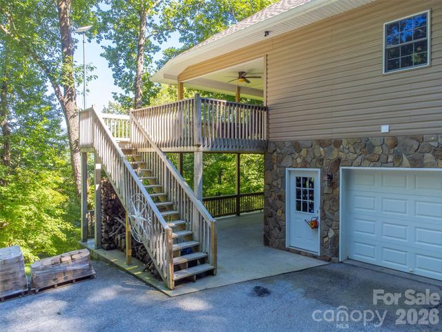 1838 Coman Road, Franklin, NC 28734