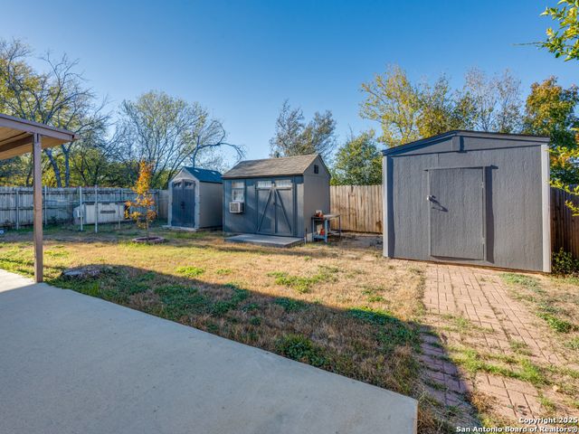 7626 Meadow Lawn, San Antonio, TX 78251