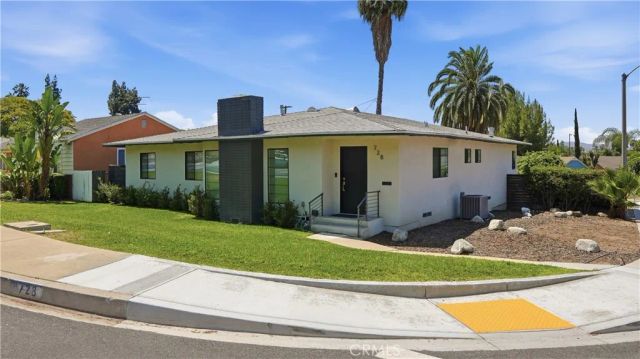 728 Val Vista, Pomona, CA 91768