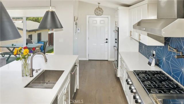728 Val Vista, Pomona, CA 91768