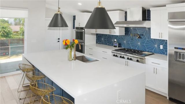 728 Val Vista, Pomona, CA 91768