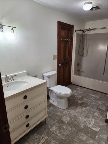 B7 Scotty Hollow Dr B7, Chelmsford, MA 01863