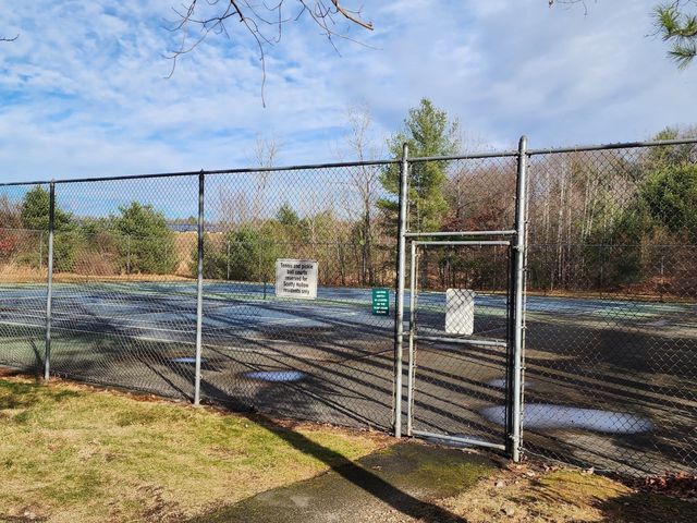 B7 Scotty Hollow Dr B7, Chelmsford, MA 01863