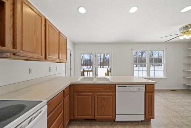 139 Avery Drive, Hanover, MI 49241