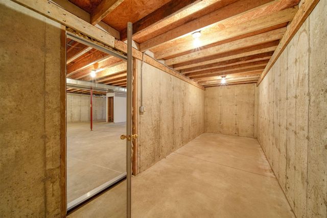 139 Avery Drive, Hanover, MI 49241