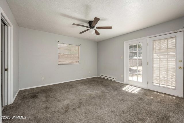1070 Jasmine Drive, Las Cruces, NM 88005