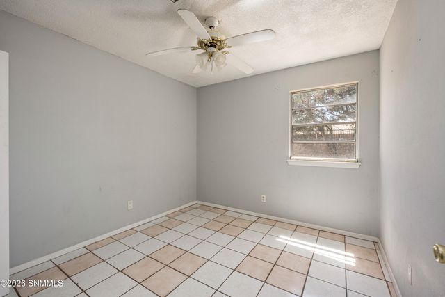 1070 Jasmine Drive, Las Cruces, NM 88005