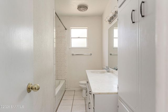 1070 Jasmine Drive, Las Cruces, NM 88005