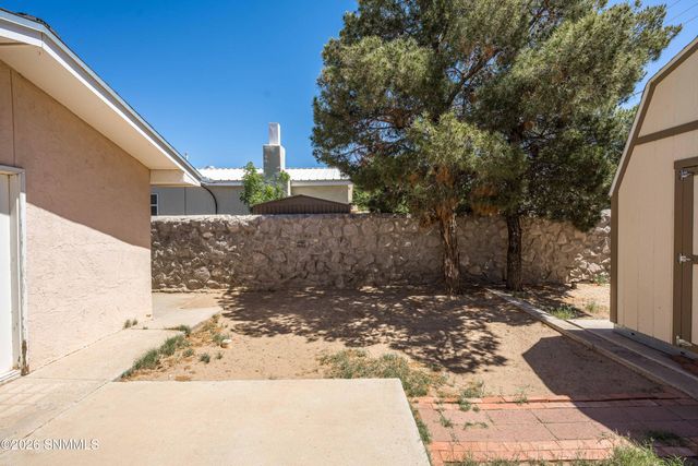 1070 Jasmine Drive, Las Cruces, NM 88005