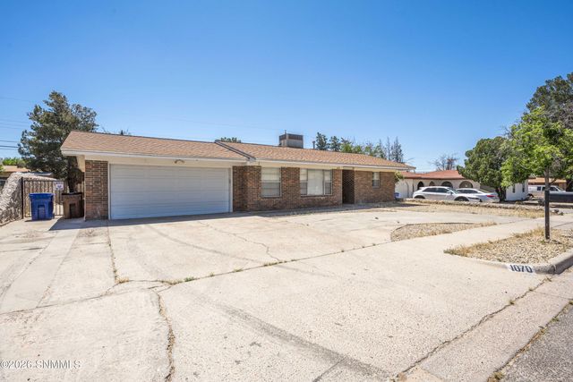 1070 Jasmine Drive, Las Cruces, NM 88005