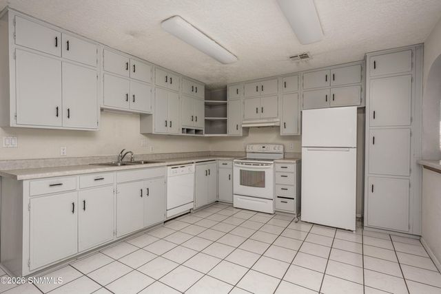 1070 Jasmine Drive, Las Cruces, NM 88005