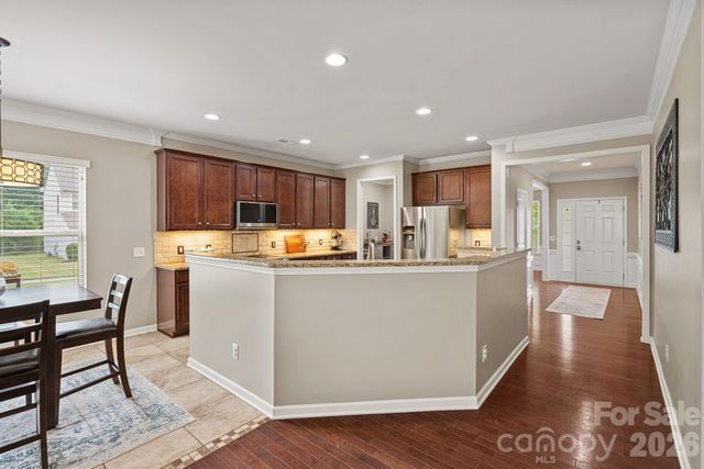404 Senate Court Way, Huntersville, NC 28078