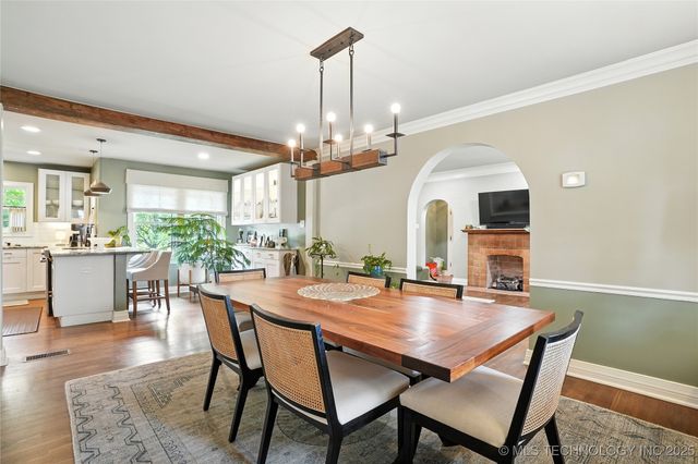 202 Hazel Boulevard, Tulsa, OK 74114