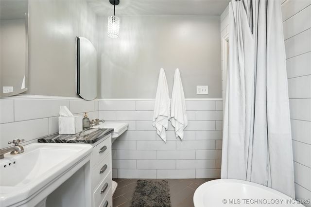 202 Hazel Boulevard, Tulsa, OK 74114