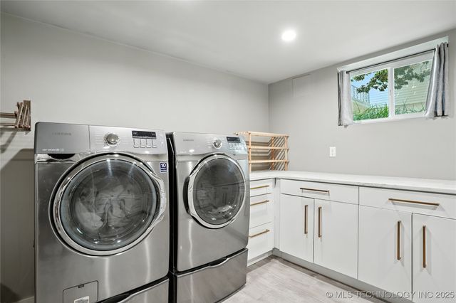 202 Hazel Boulevard, Tulsa, OK 74114