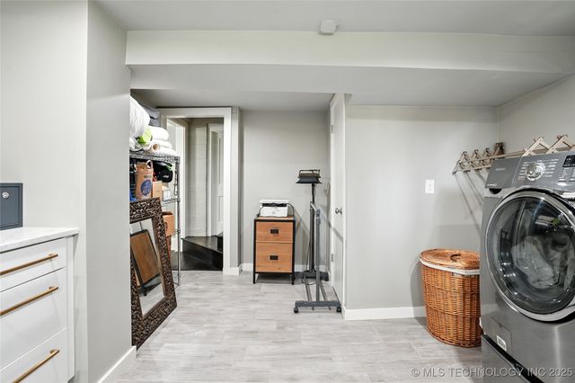 202 Hazel Boulevard, Tulsa, OK 74114