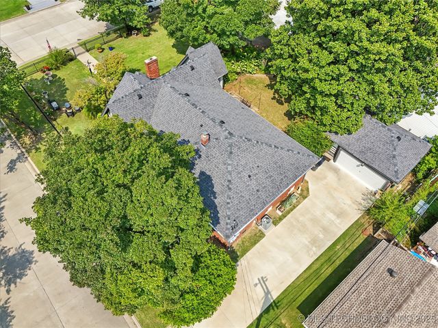 202 Hazel Boulevard, Tulsa, OK 74114