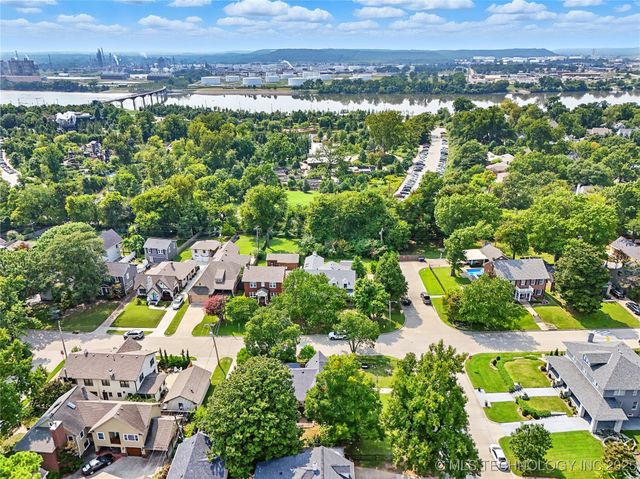 202 Hazel Boulevard, Tulsa, OK 74114