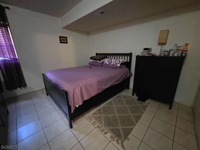 493 Broadway, Newark City, NJ 07104
