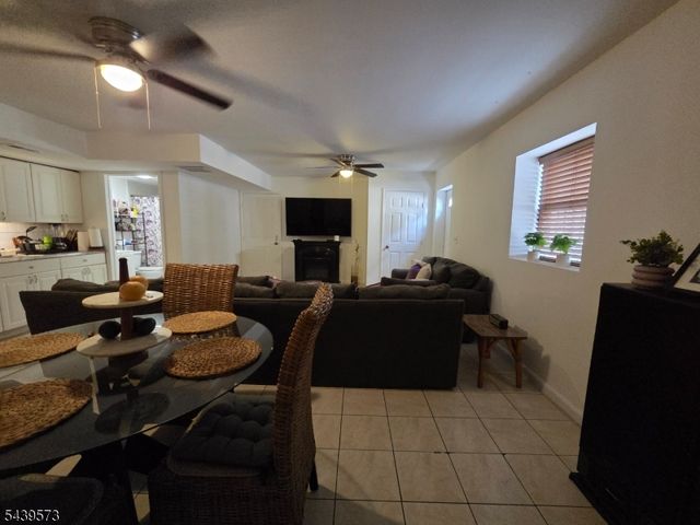 493 Broadway, Newark City, NJ 07104