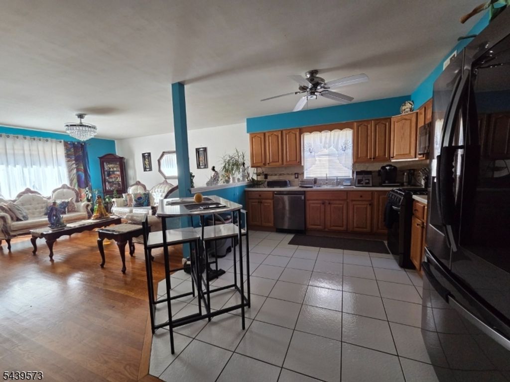493 Broadway, Newark City, NJ 07104 — photo 3