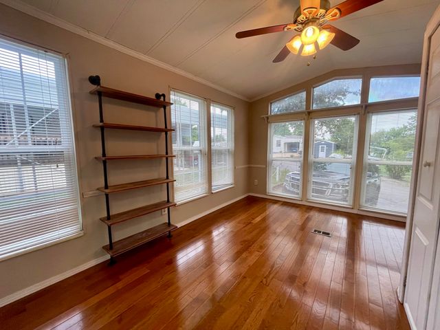 101 Hilltop Circle, Branson, MO 65616