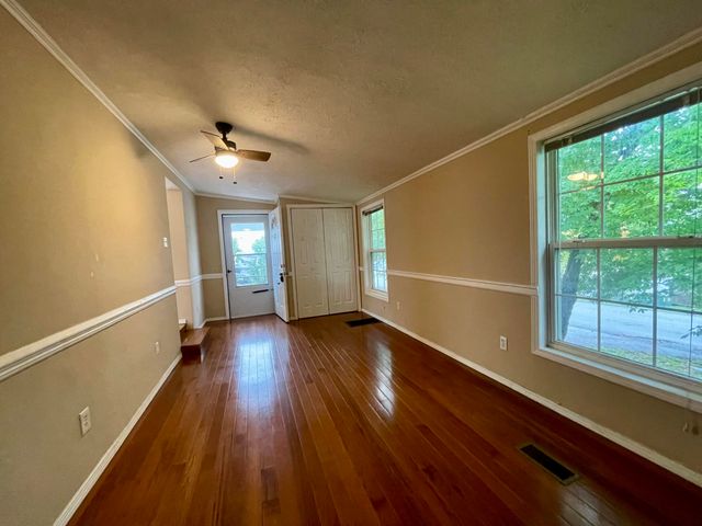 101 Hilltop Circle, Branson, MO 65616