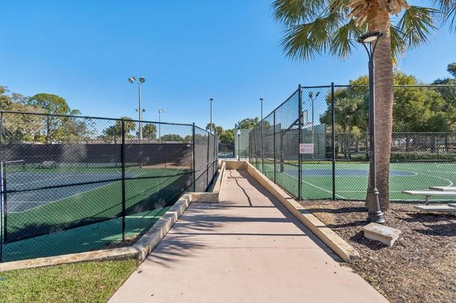 6609 EDGEWORTH DRIVE, Orlando, FL 32819