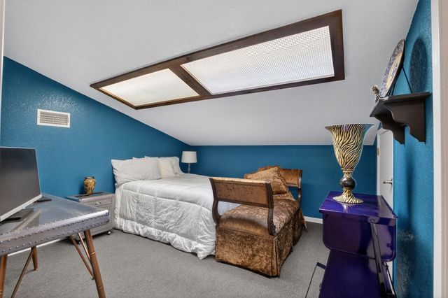 8021 Highway 12, Orange, TX 77632