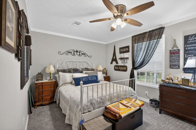 8021 Highway 12, Orange, TX 77632