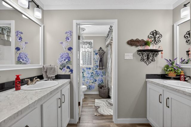 8021 Highway 12, Orange, TX 77632