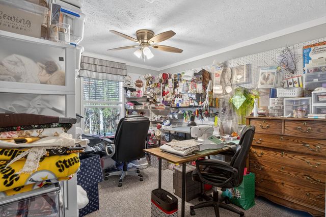 8021 Highway 12, Orange, TX 77632