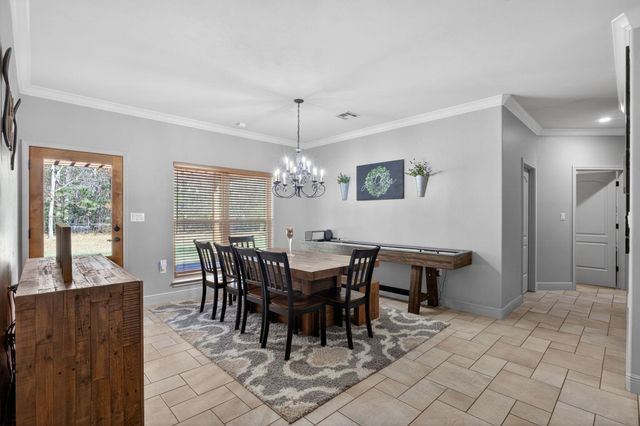 8021 Highway 12, Orange, TX 77632