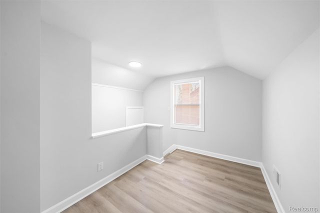 14441 Carlisle Street, Detroit, MI 48205