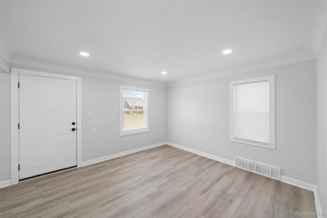 14441 Carlisle Street, Detroit, MI 48205