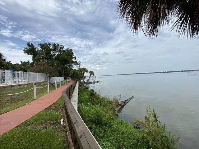 225 S TROPICAL TRAIL 312, Merritt Island, FL 32952