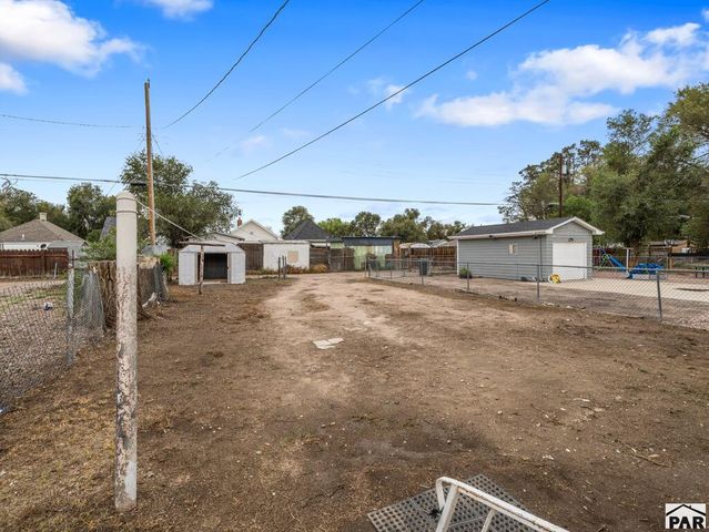1121 Cypress St, Pueblo, CO 81004