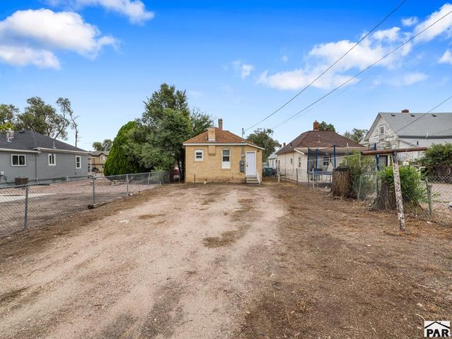 1121 Cypress St, Pueblo, CO 81004