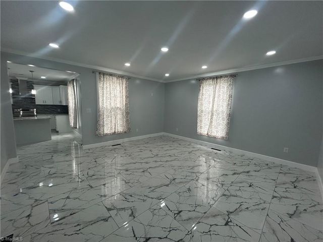 926 S Main Street, Mount Airy, NC 27030