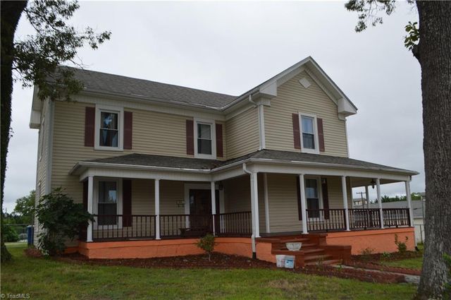 926 S Main Street, Mount Airy, NC 27030