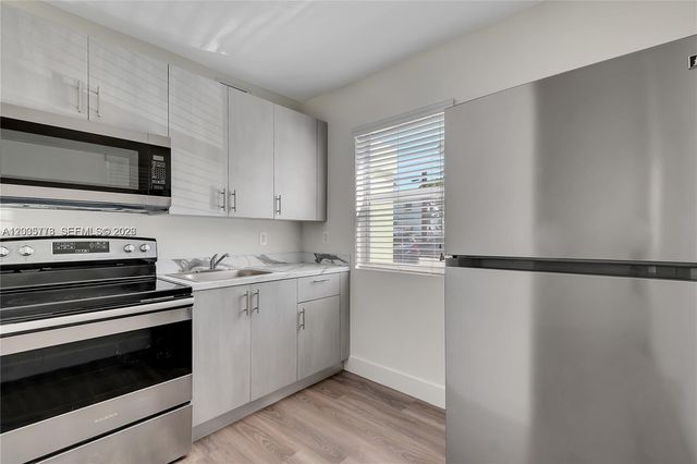 1710 NW 1st Court 15, Miami, FL 33136