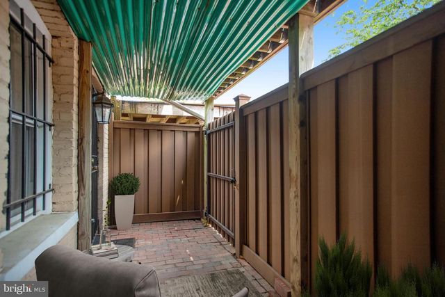 1030 FAIRMONT ST NW #T2, Washington, DC 20001