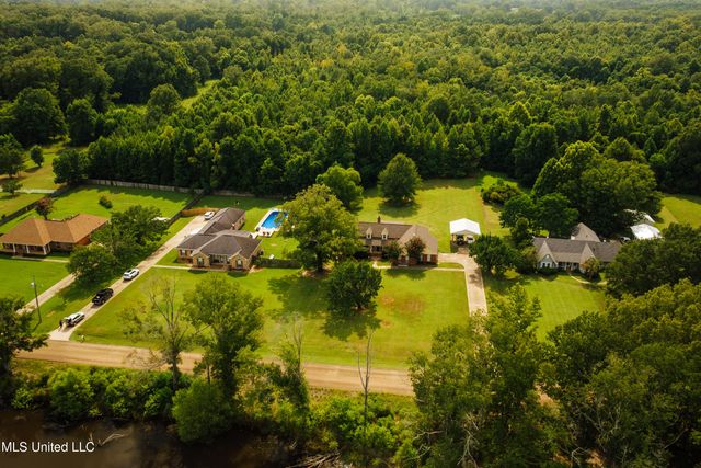 1657 Wells Road, Clinton, MS 39056
