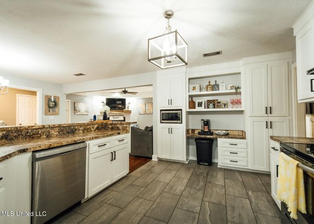 1657 Wells Road, Clinton, MS 39056