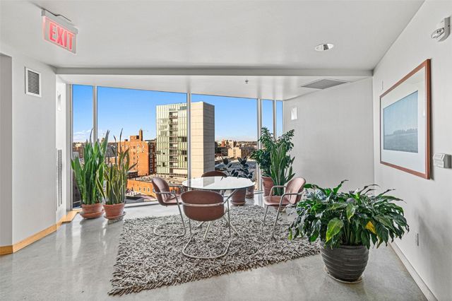 221 E College Street 903, Iowa City, IA 52240